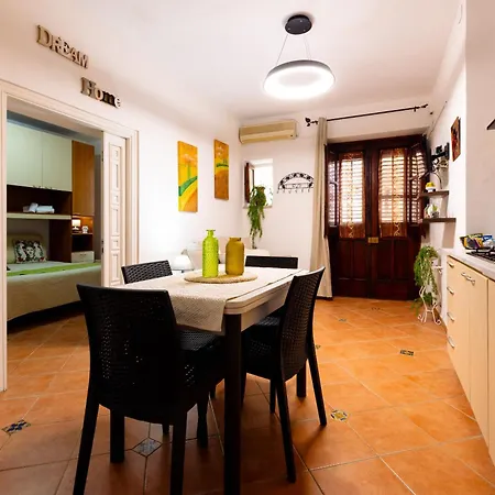 Апартаменты Casa A Due Passi Dal Mare - Vicino Mondello